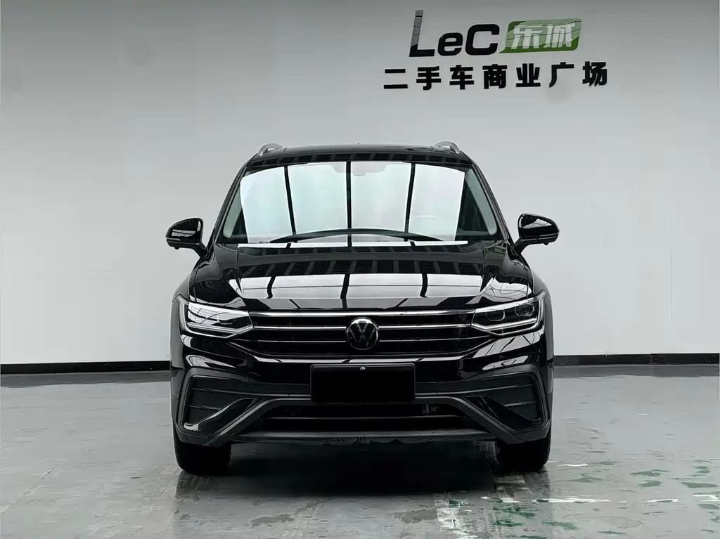 Volkswagen Tiguan L 2024