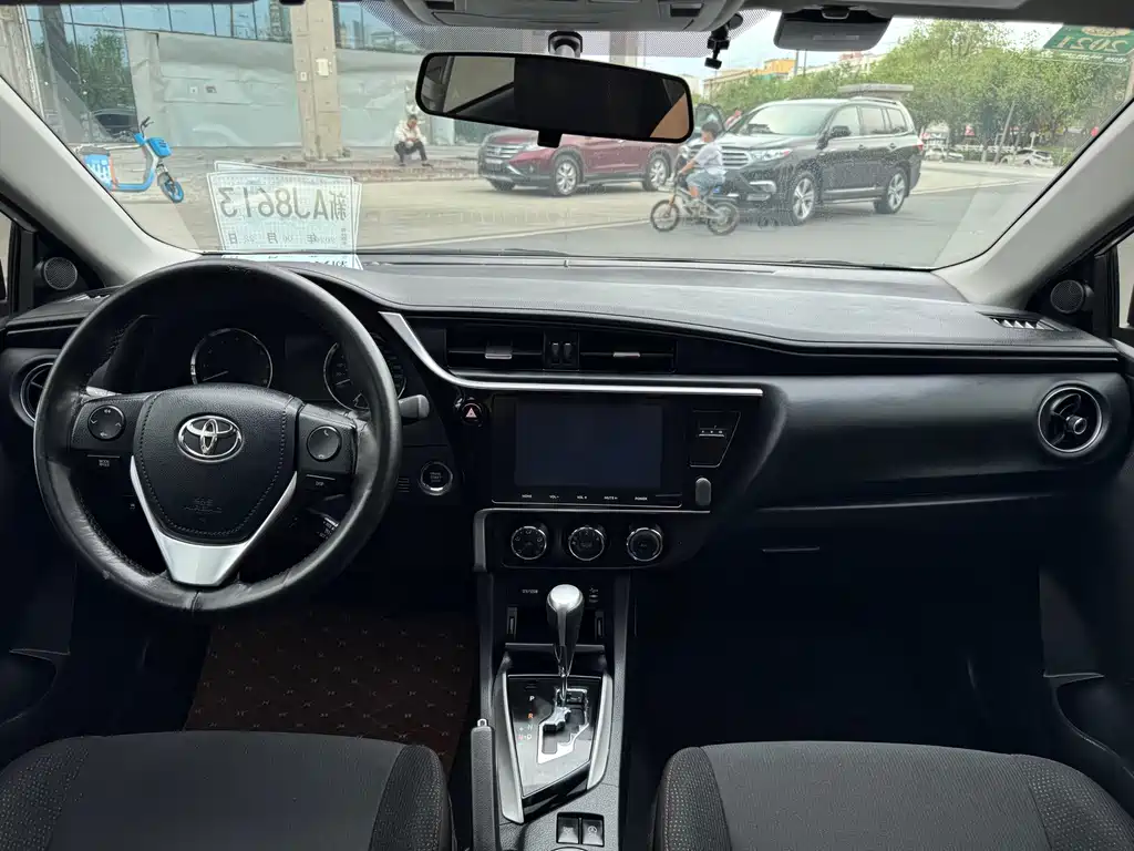 Toyota Corolla 2019 — фото 6
