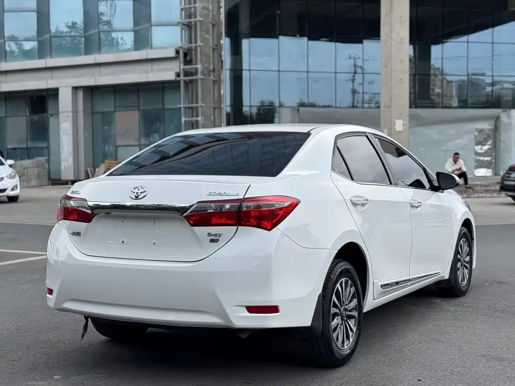 Toyota Corolla 2019 — фото 13