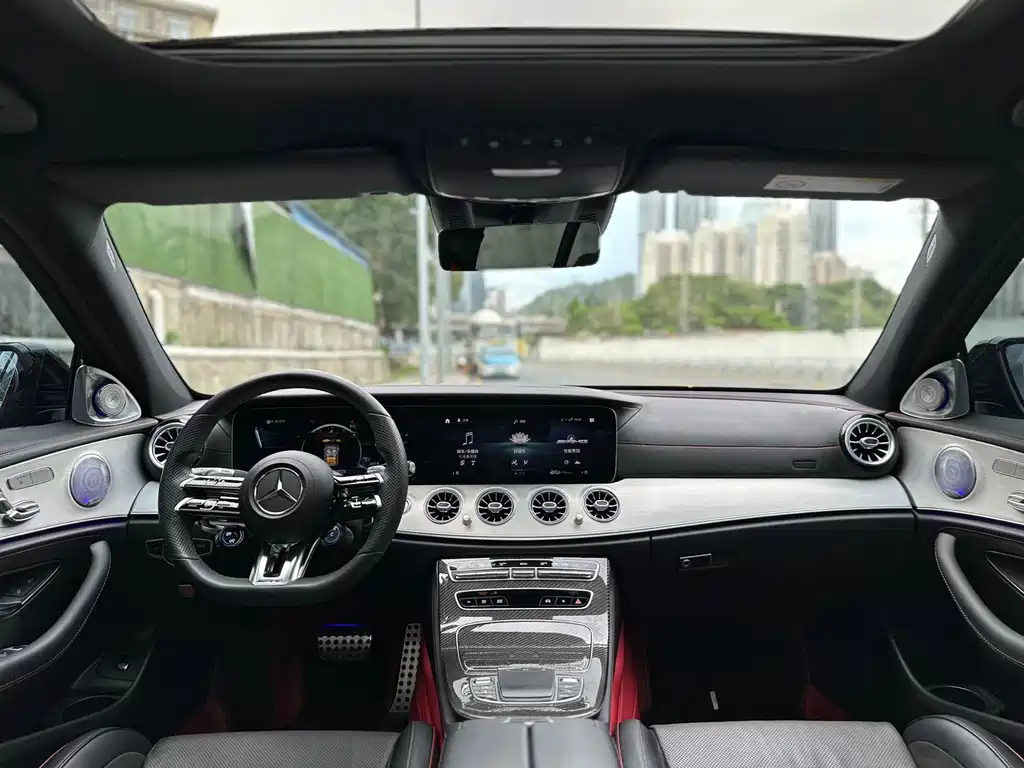 Mercedes-Benz E-Class AMG 2023 — фото 9