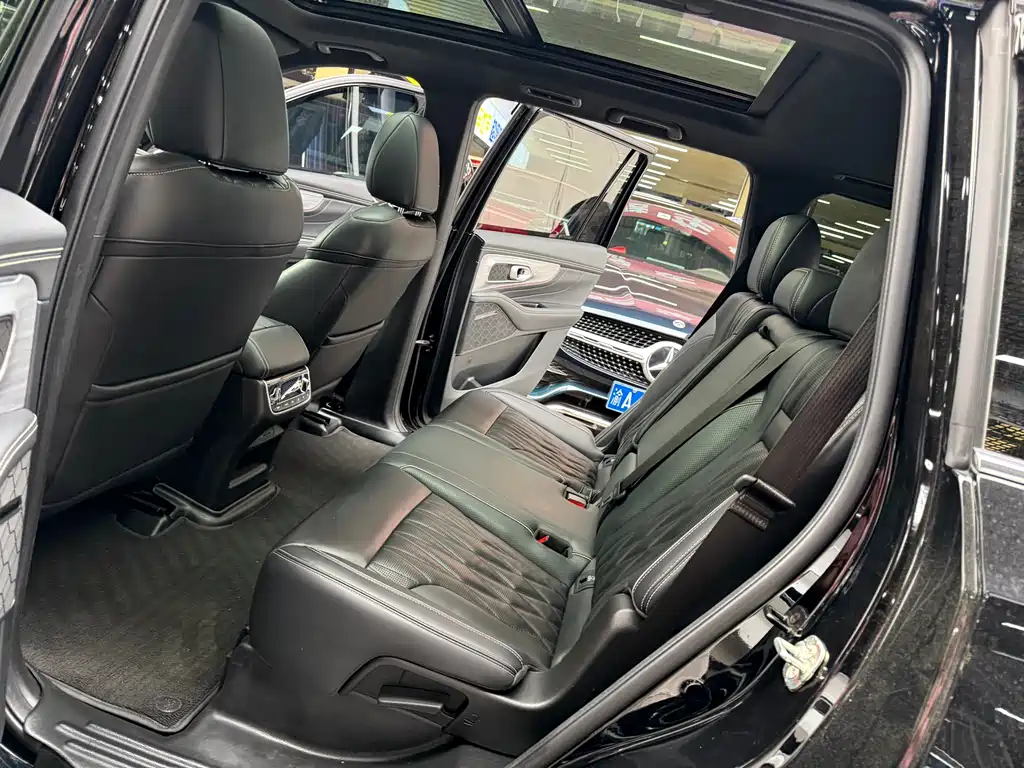 GAC Motor Trumpchi GS8 2023 — фото 12