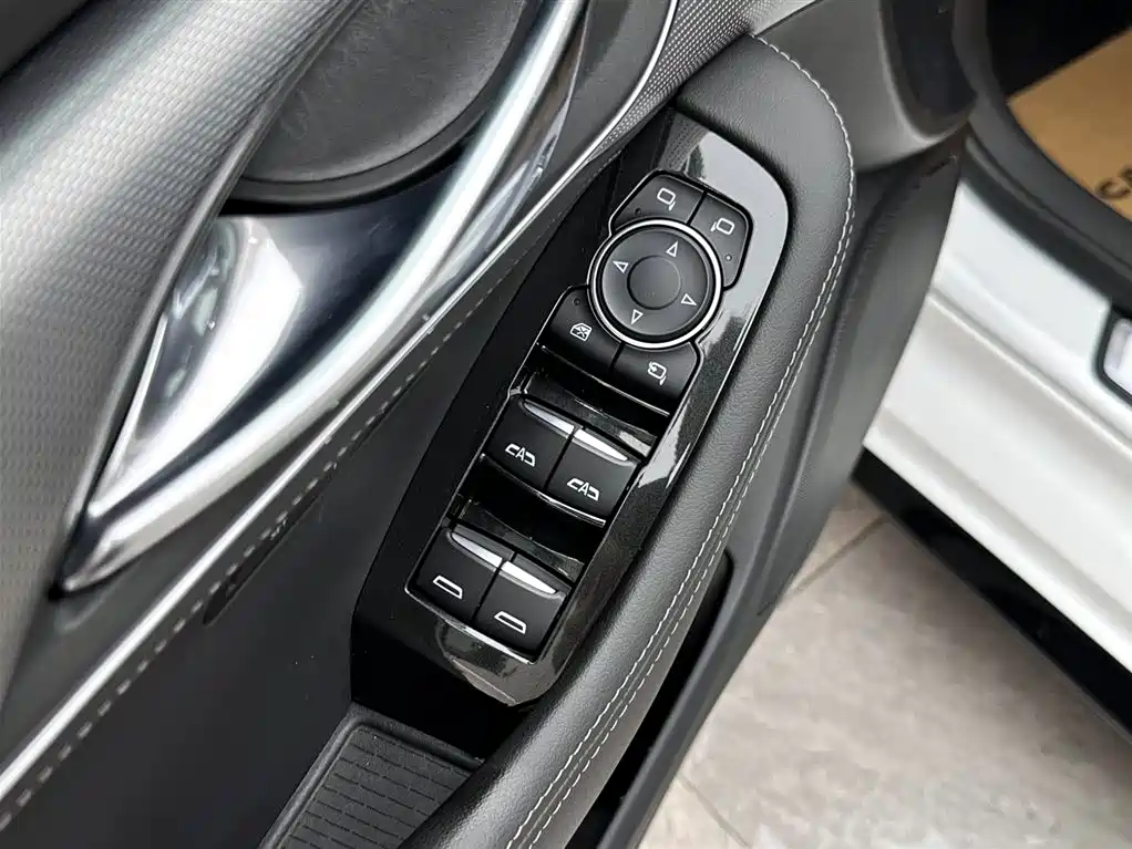 Cadillac CT5 2020 — фото 15