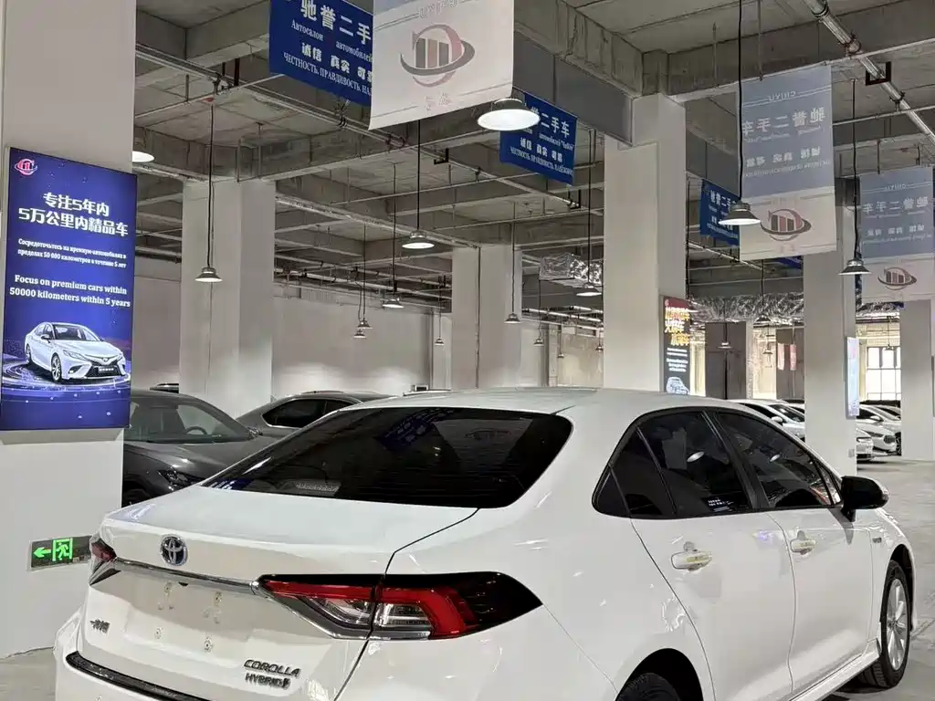 Toyota Corolla 2022 — фото 4
