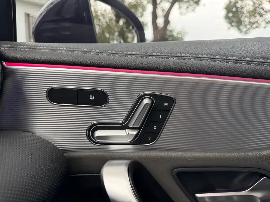 Mercedes-Benz A-Class AMG 2022 — фото 20