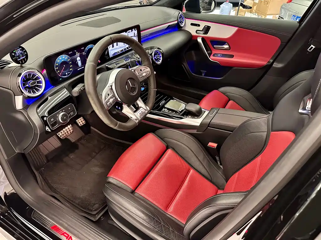 Mercedes-Benz A-Class AMG 2023 — фото 7