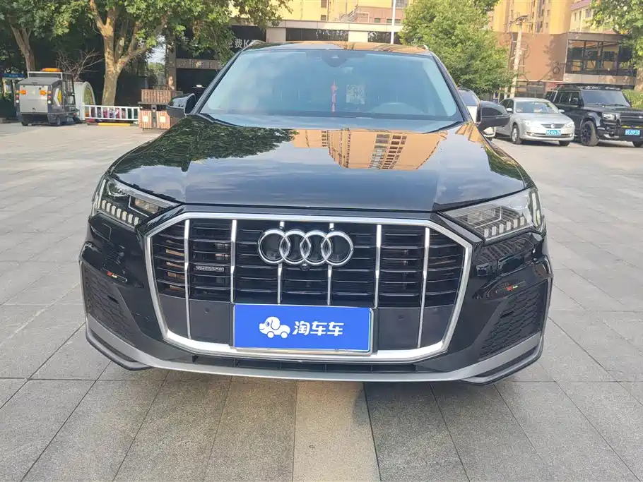 Audi Q7 2023