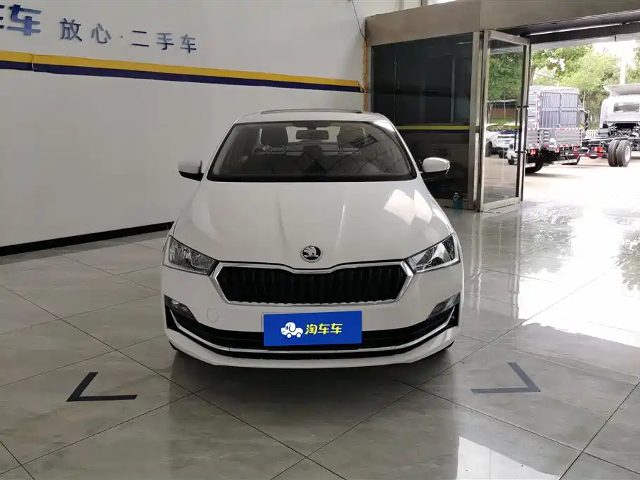 Skoda Rapid 2021