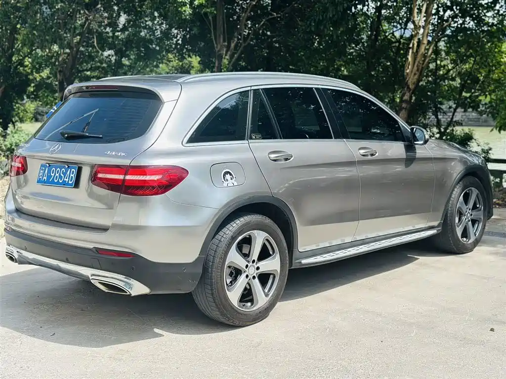 Mercedes-Benz GLC 2016 — фото 9
