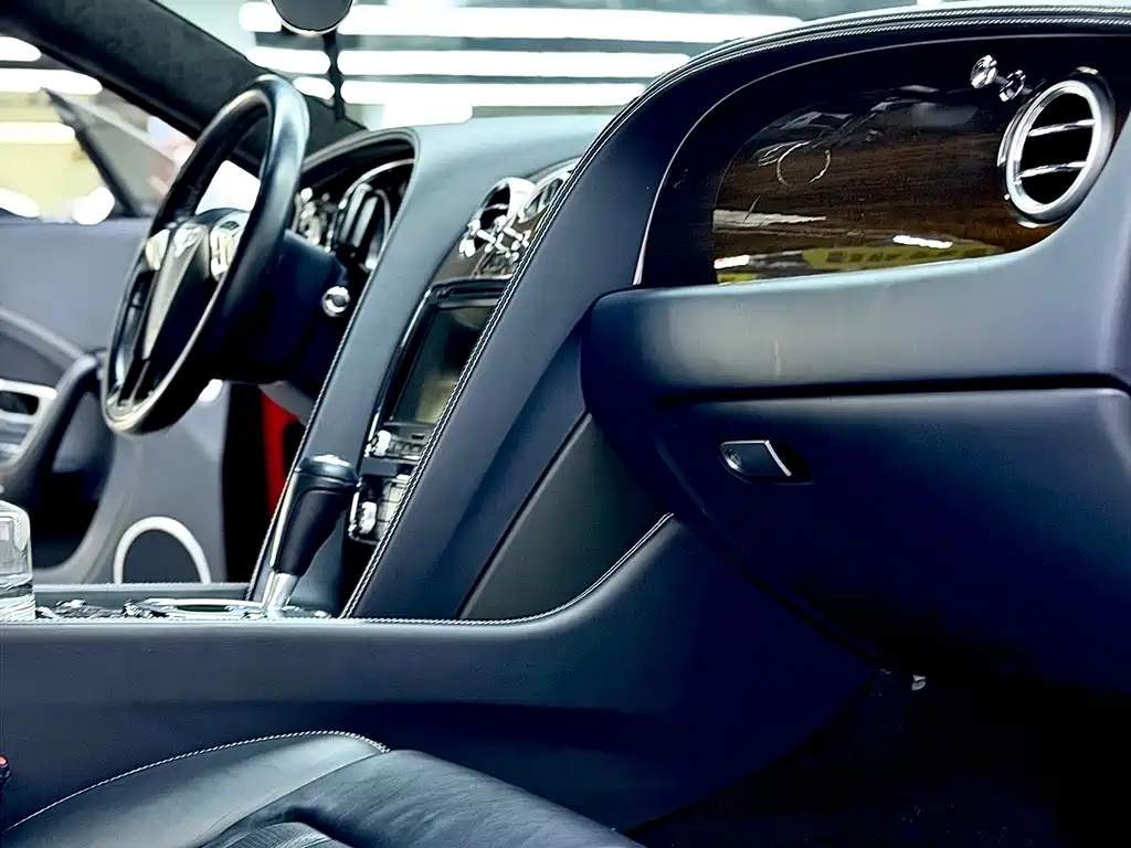 Bentley Continental 2014 — фото 6