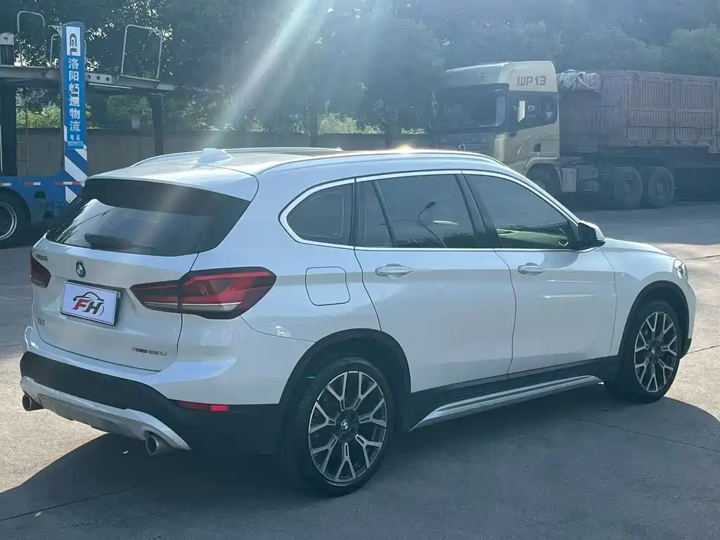BMW X1 2022 — фото 9