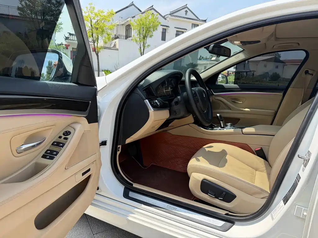 BMW 5 Series 2013