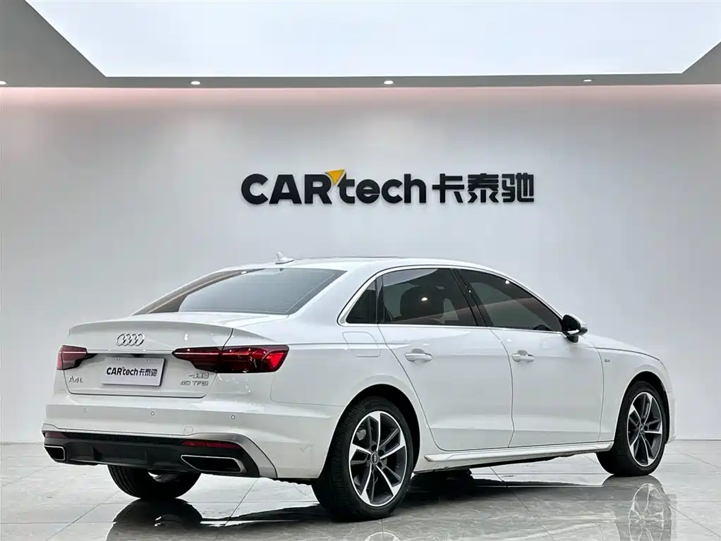 Audi A4L 2024 — фото 5