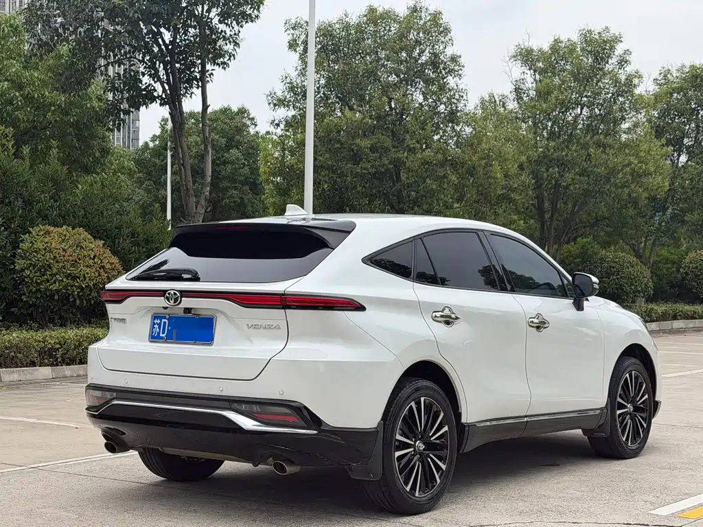 Toyota Venza 2022