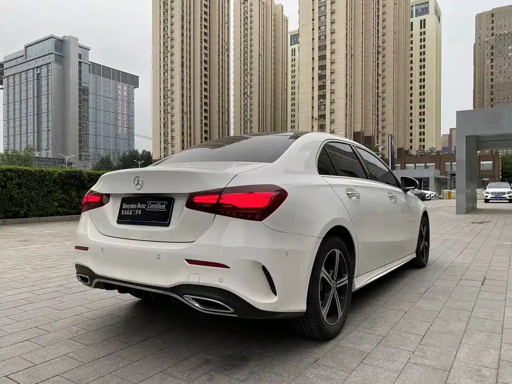Mercedes-Benz A-Class 2023 — фото 10