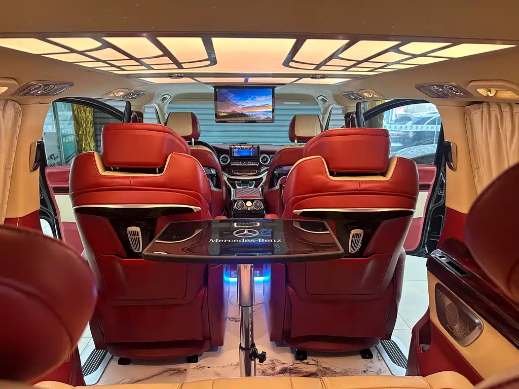 Mercedes-Benz Vito 2023 — фото 19