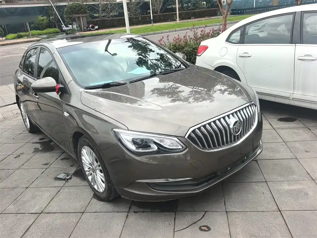Buick Excelle 2015 — фото 4