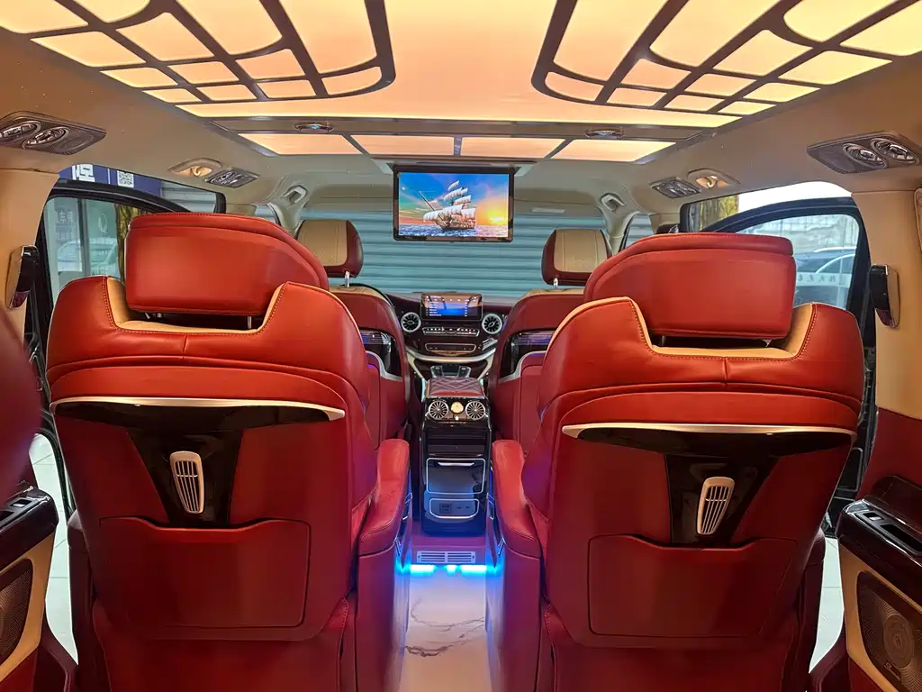 Mercedes-Benz Vito 2023 — фото 15