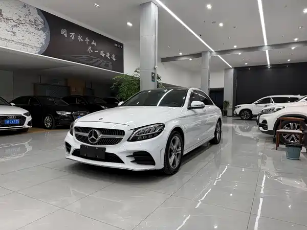 Mercedes-Benz C-Class 2020