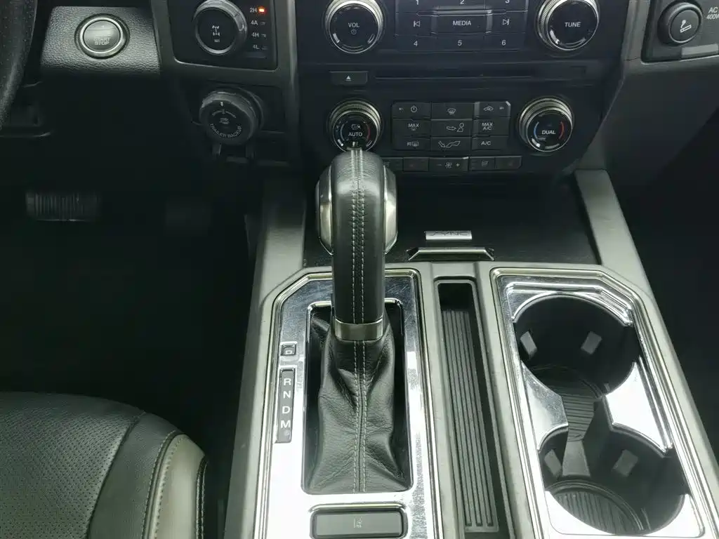 Ford F-150 Raptor 2018 — фото 13