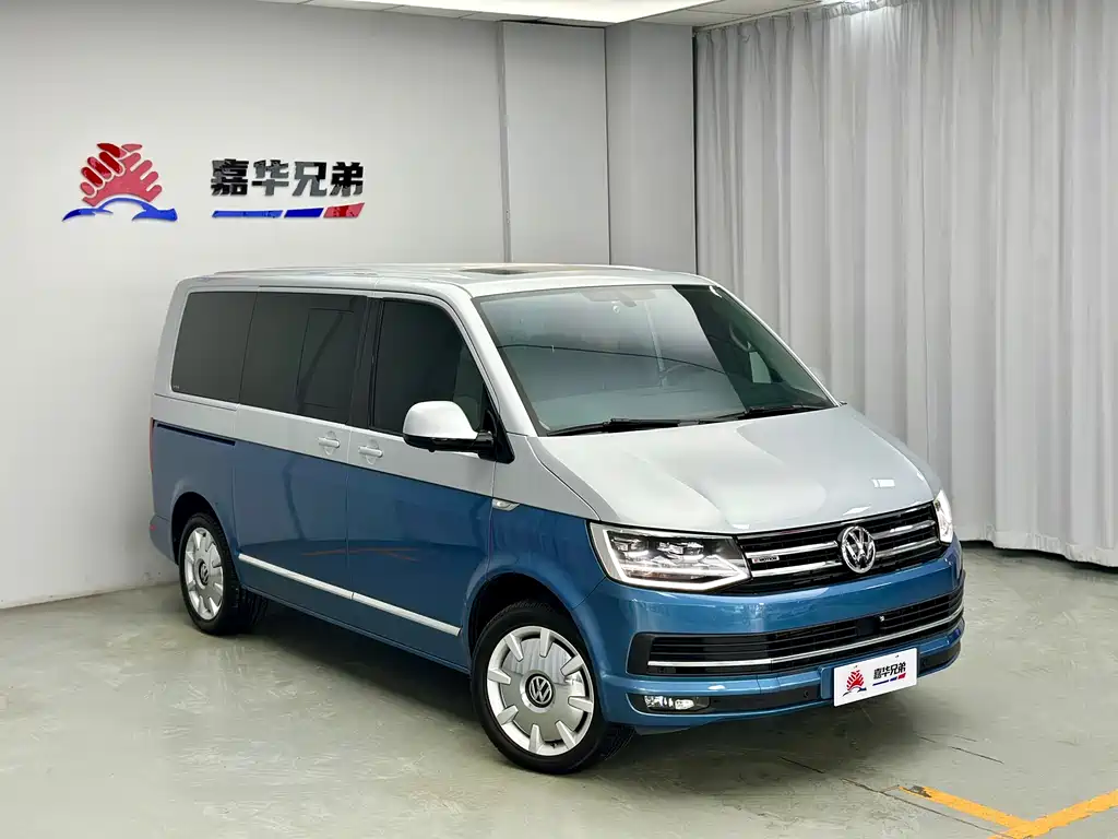 Volkswagen Multivan 2018 — фото 8