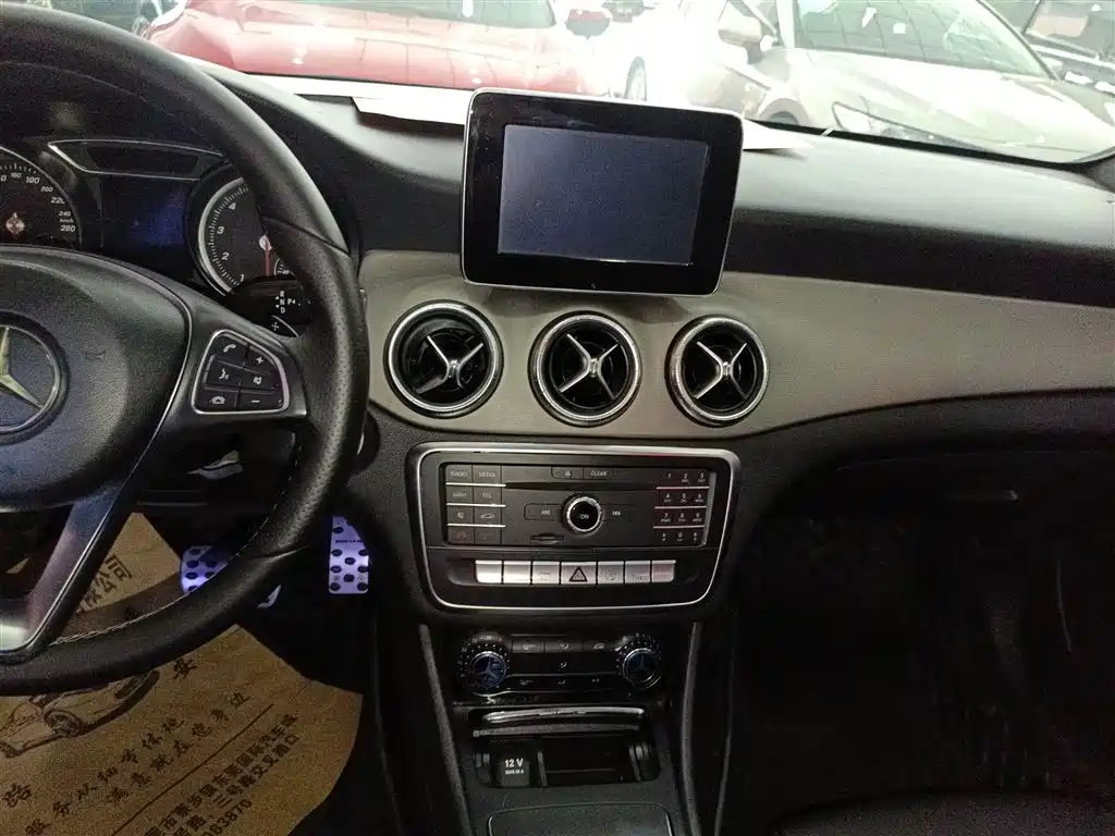 Mercedes-Benz CLA 2016 — фото 13
