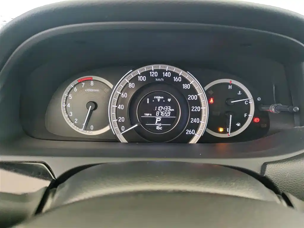 Honda Accord 2017 — фото 12