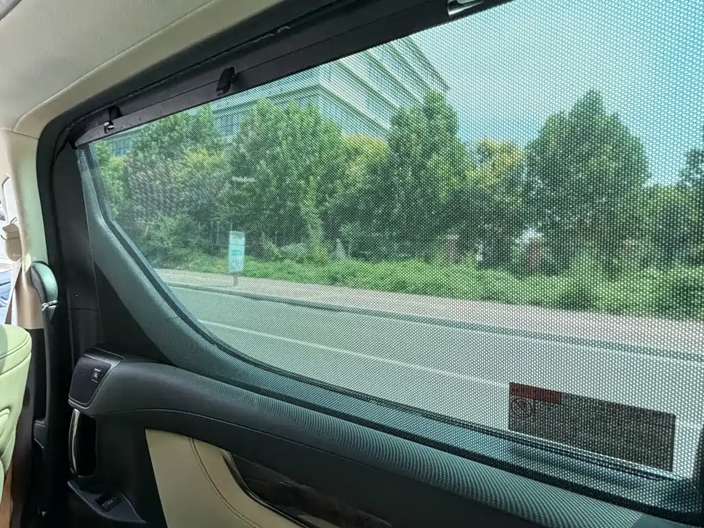 Toyota Alphard 2019 — фото 18