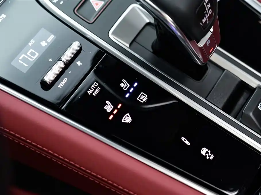 Porsche Panamera 2022 — фото 23