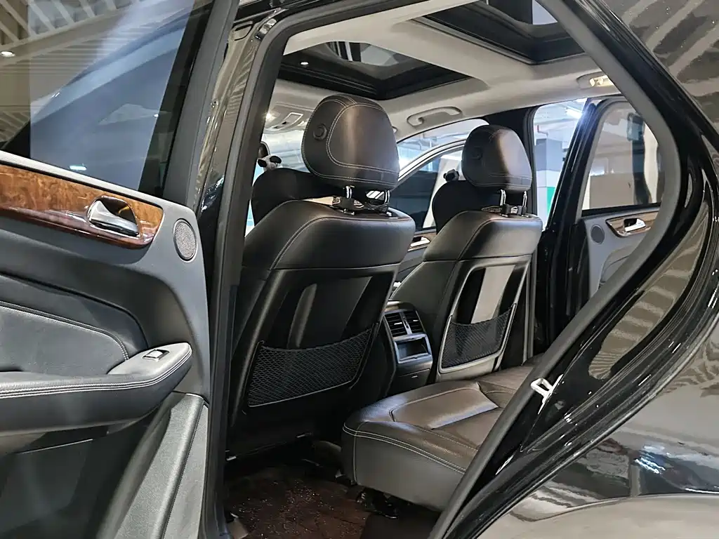 Mercedes-Benz M-Class 2015 — фото 10