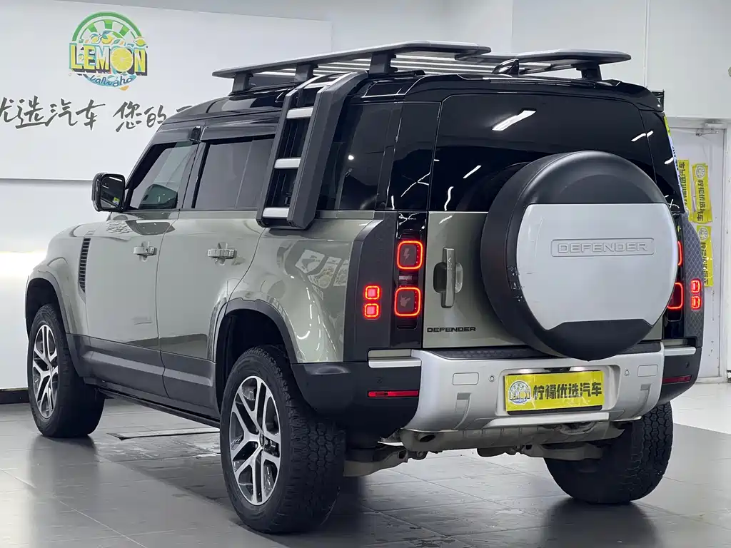 Land Rover Defender 2022 — фото 7