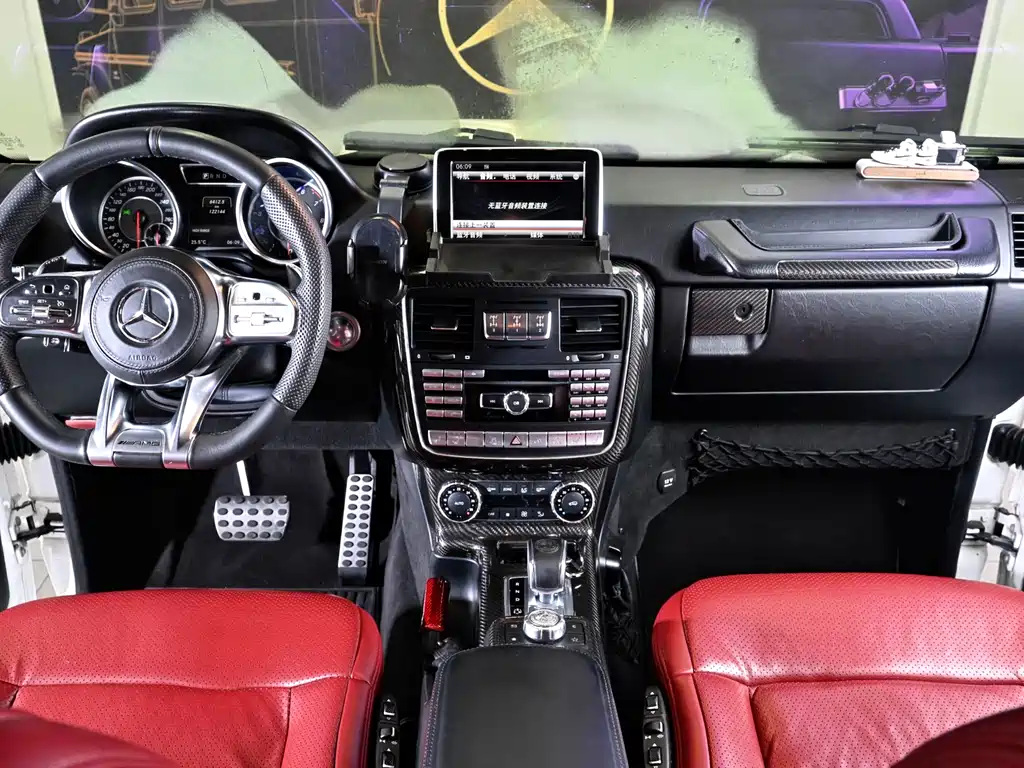 Mercedes-Benz G-Class 2016 — фото 17
