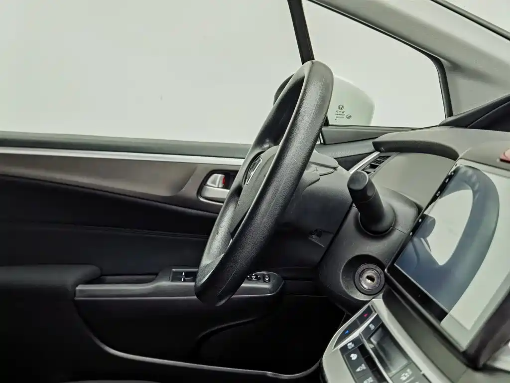 Honda Jade 2018 — фото 22