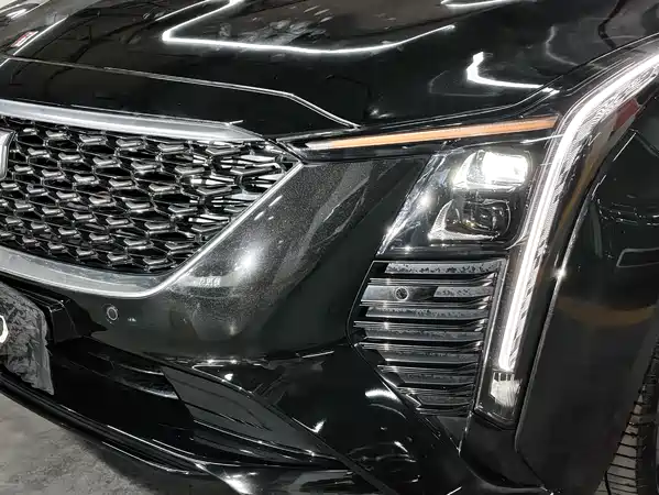 Cadillac CT5 2024