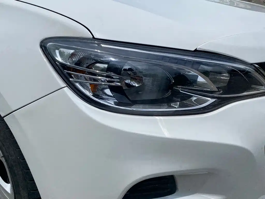 Chevrolet Cavalier 2019 — фото 15