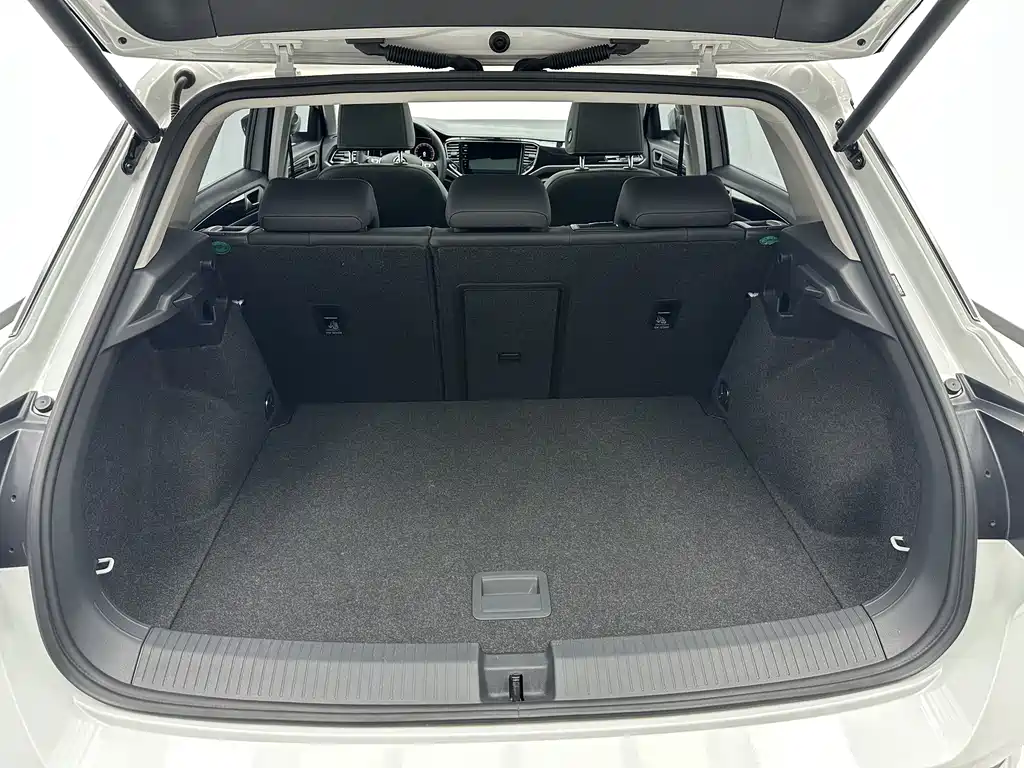 Volkswagen T-Roc 2022 — фото 18