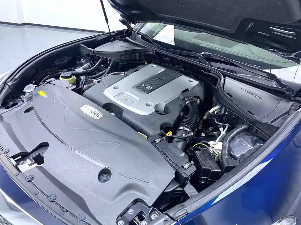 Infiniti Q70 2018