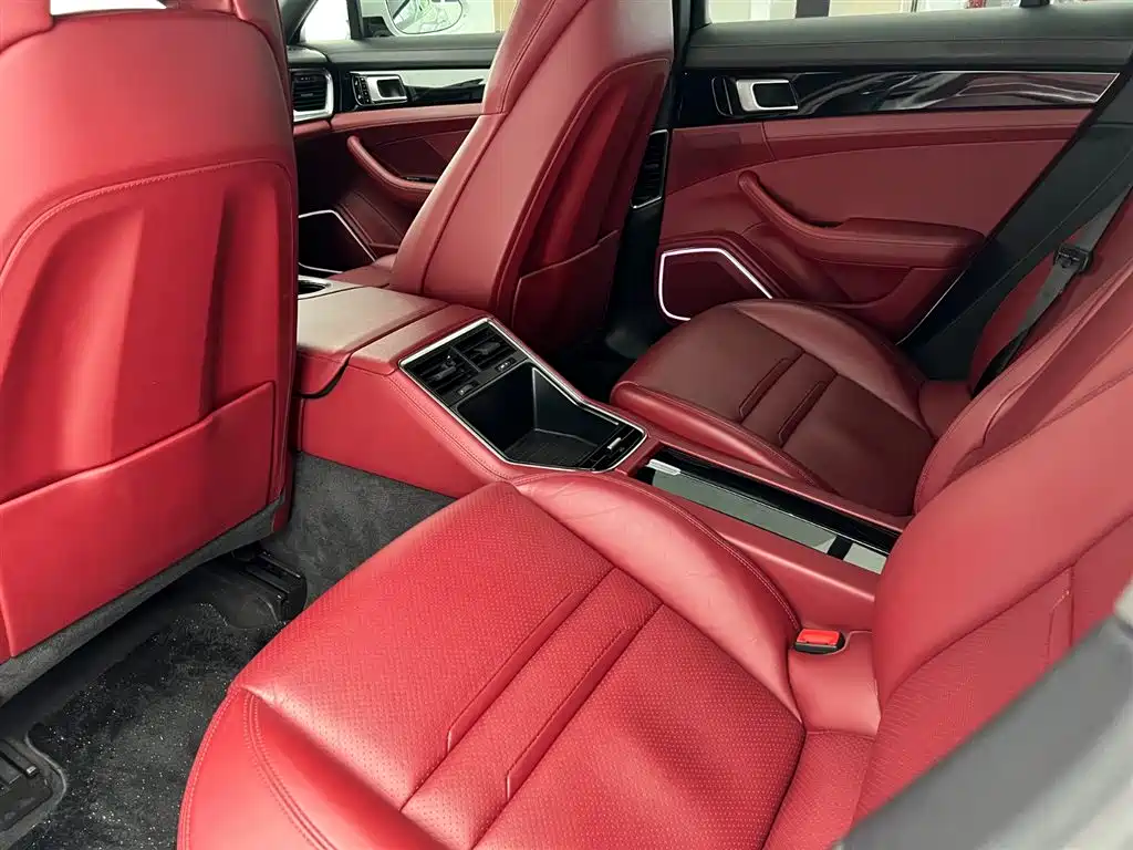 Porsche Panamera 2020 — фото 15