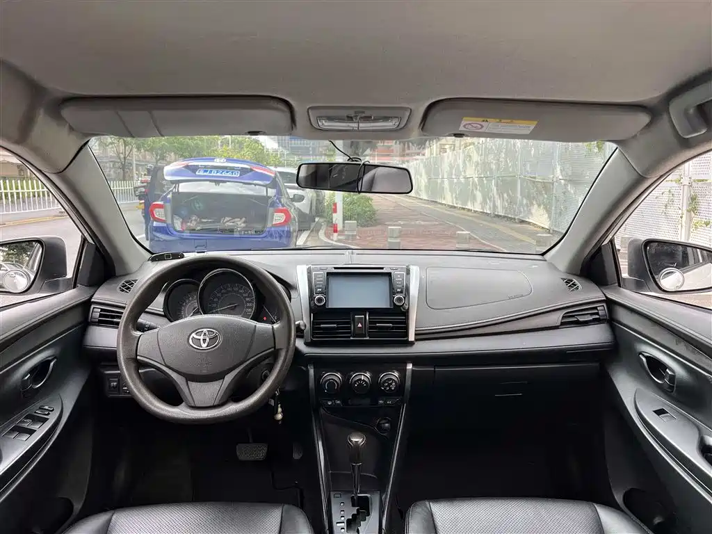 Toyota Vios 2015 — фото 12
