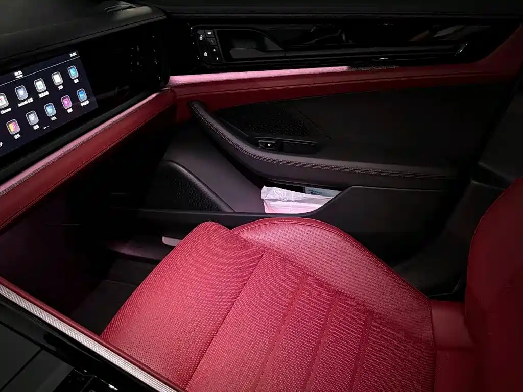 Porsche Panamera 2024