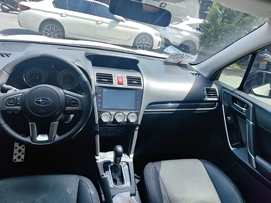 Subaru Forester 2016 — фото 13