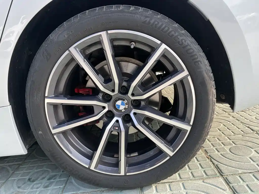 BMW 3 Series 2022 — фото 16