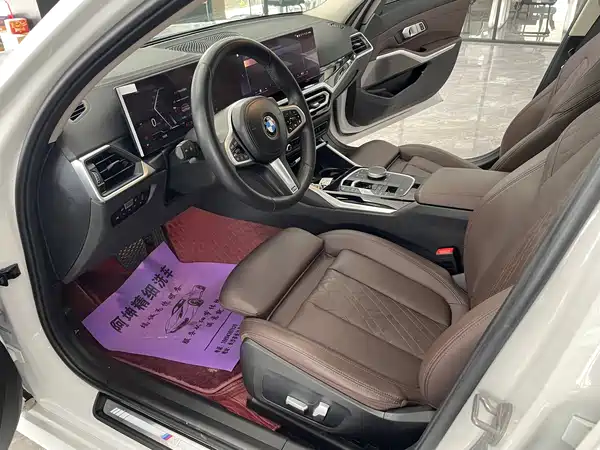 BMW 3 Series 2023