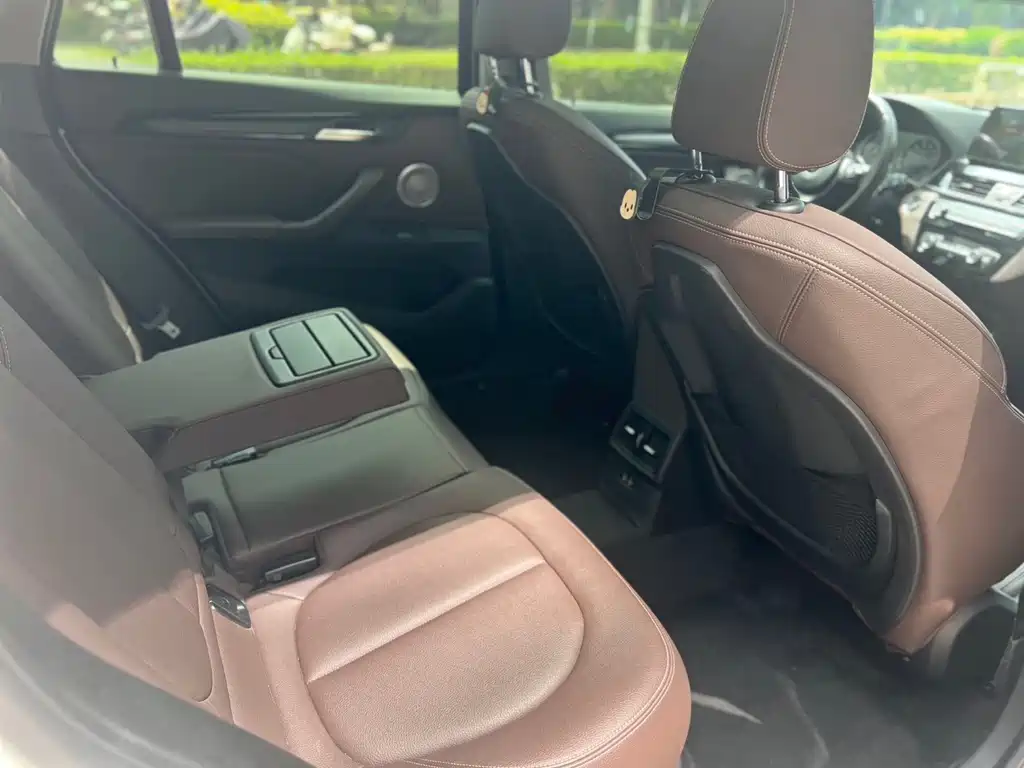 BMW X1 2021 — фото 12