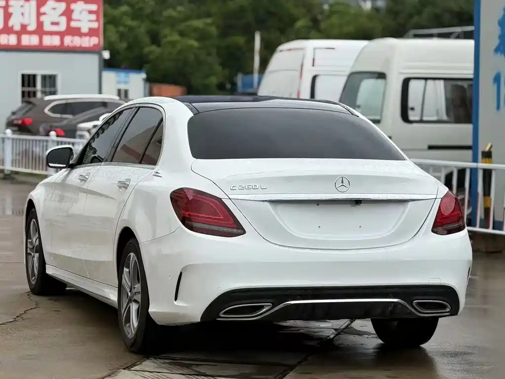Mercedes-Benz C-Class 2021