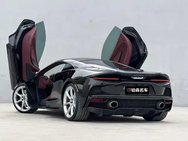 McLaren GT 2022