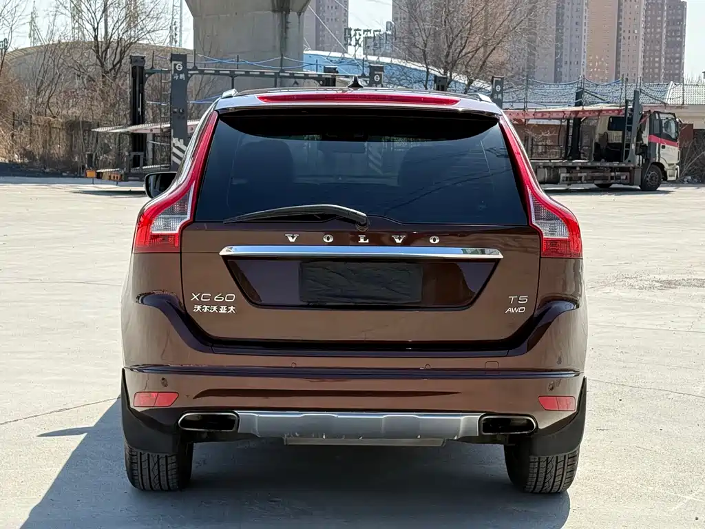 Volvo XC60 2015 — фото 6