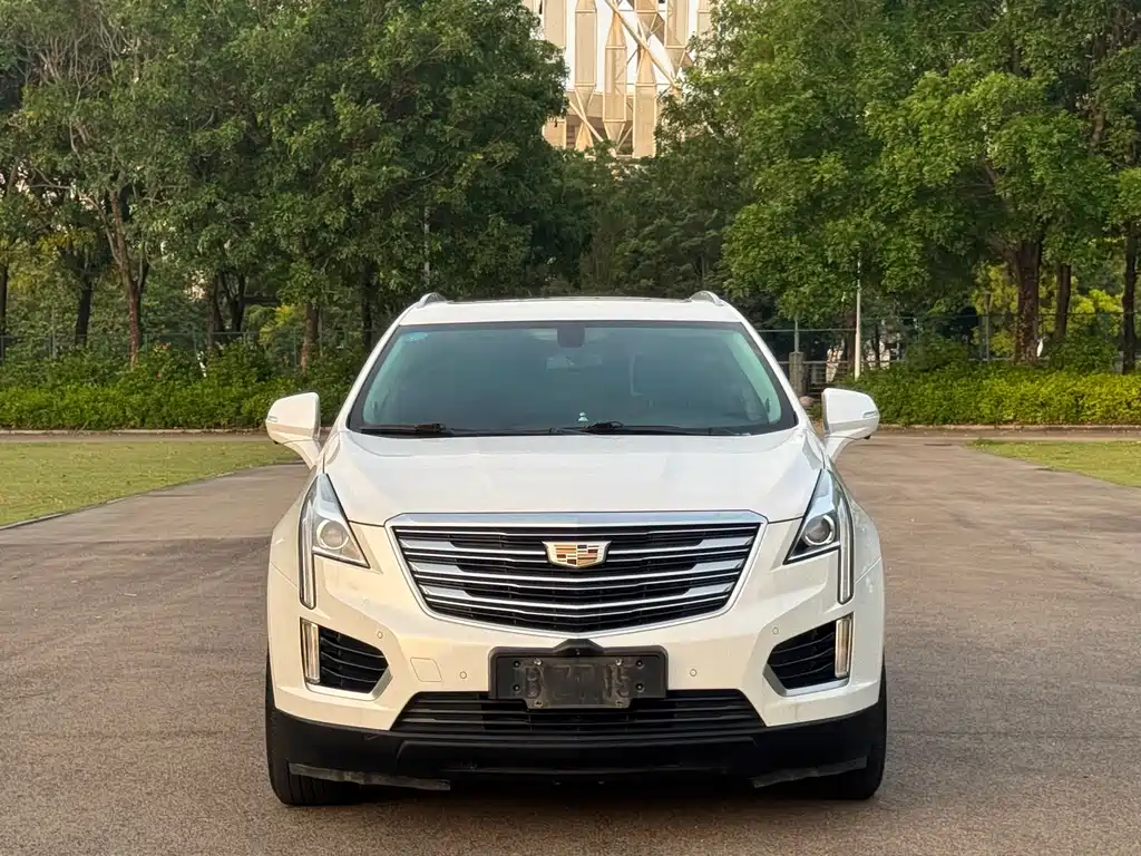 Cadillac XT5 2018 — фото 2