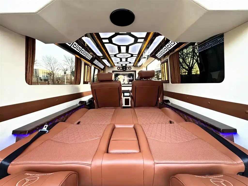 Mercedes-Benz Sprinter 2017 — фото 12