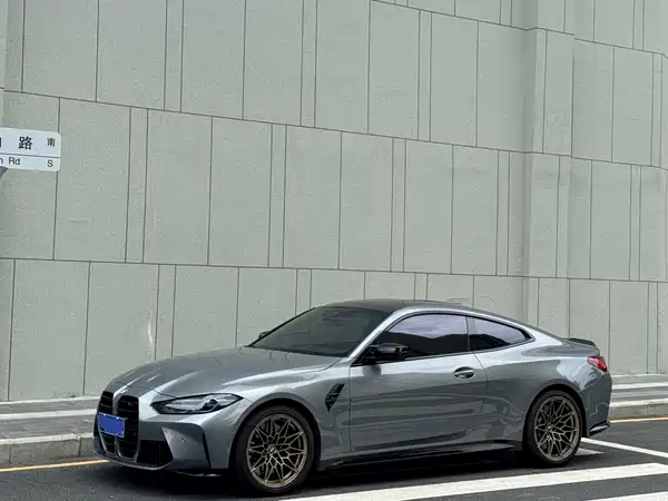BMW M4 2024