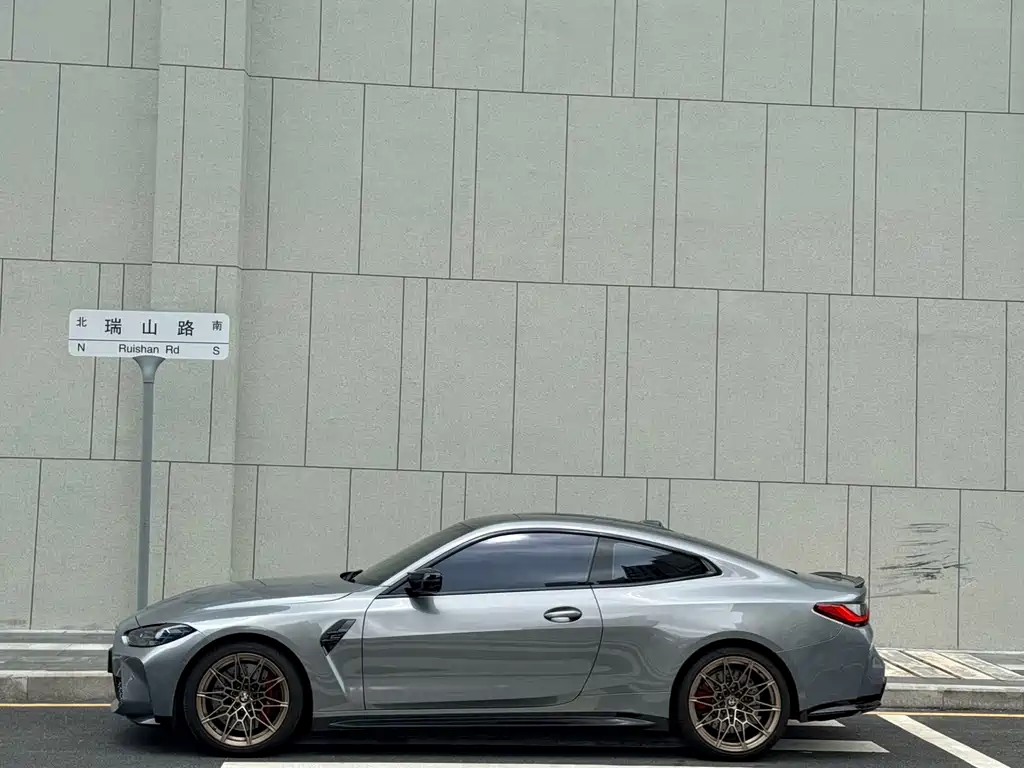 BMW M4 2024 — фото 3